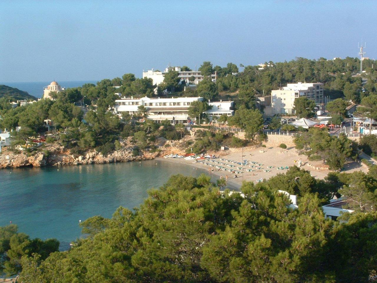 Es Grop Apartments Portinatx Esterno foto