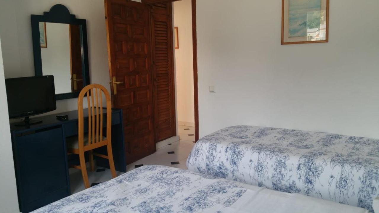 Es Grop Apartments Portinatx Esterno foto